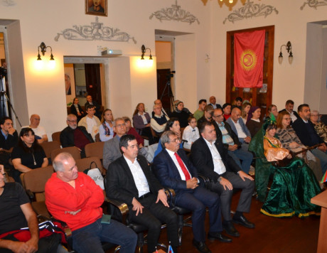 İstanbulda Xalq şairi Bəxtiyar Vahabzadənin 100 illik yubileyinə həsr olunan tədbir keçirilib.