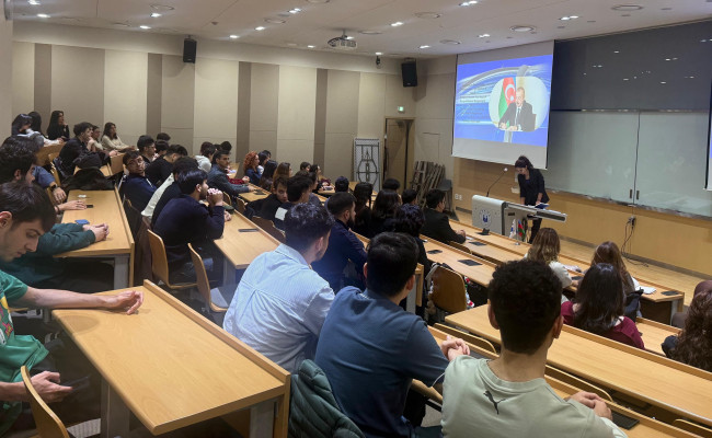 İnha Universitetində azərbaycanlı tələbələrlə görüş olub.