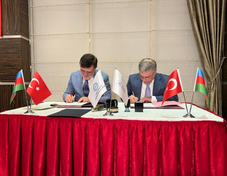 Türk Dünyası Mediatorlar Birliyi ilə Azərbaycan Diasporuna Dəstək Fondu arasında Əməkdaşlıq Protokolu imzalanıb
