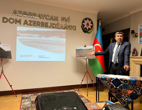 Varşavada 